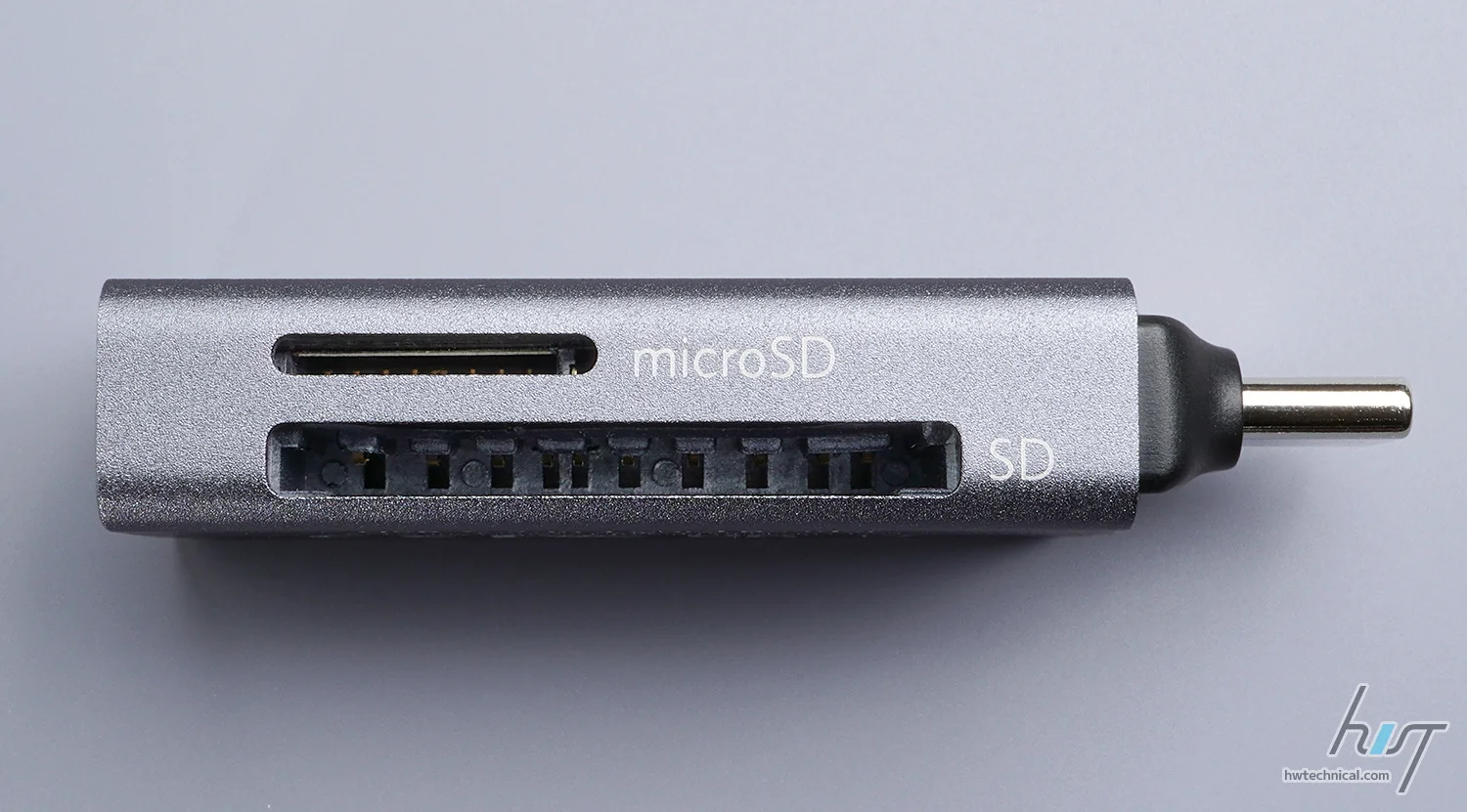 microSDとSDに対応